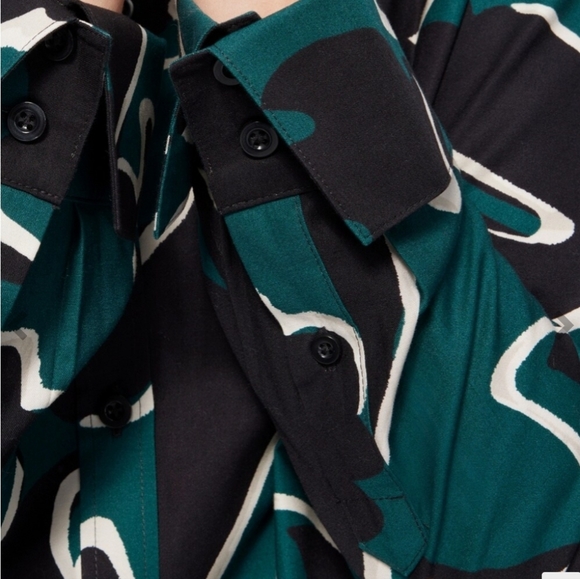 NWT Chico's No Iron Stretch Scroll Print Shirt Size 0 XS  Green and Black - Picture 4 of 10